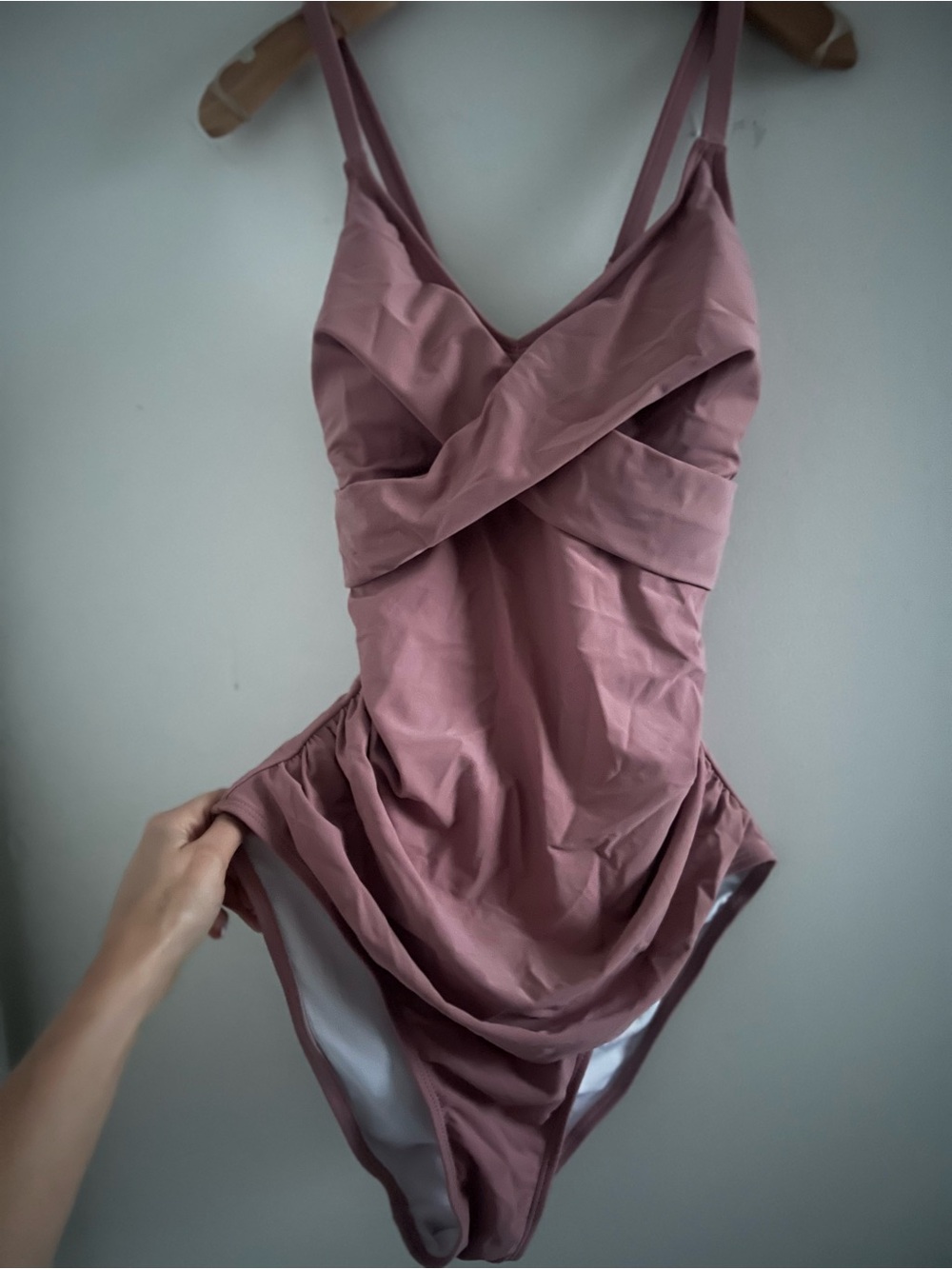 Mauve One-Piece Padded Cup Swimsuit with Twist Front and Ruched Sides Sz M